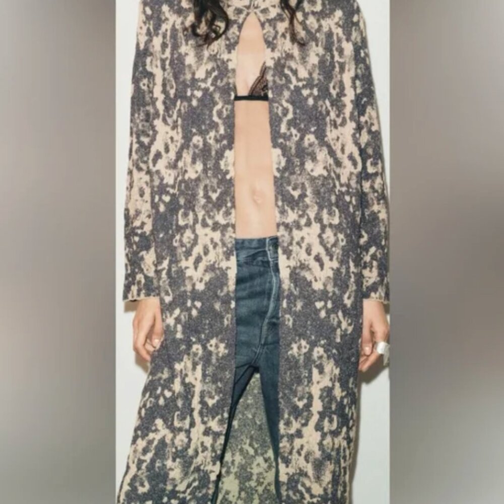 Zara Black and Cream Long Cardigan Sweater